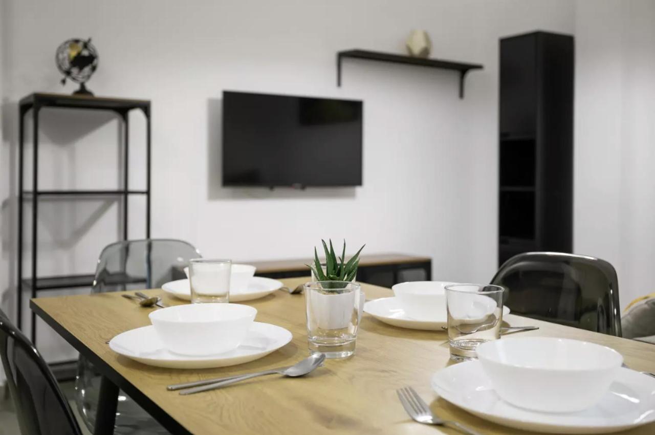 Fantastic Apartment In The Heart Of อาลิกันเต ภายนอก รูปภาพ