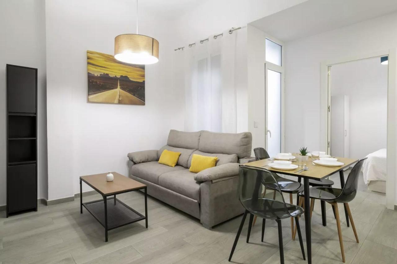 Fantastic Apartment In The Heart Of อาลิกันเต ภายนอก รูปภาพ