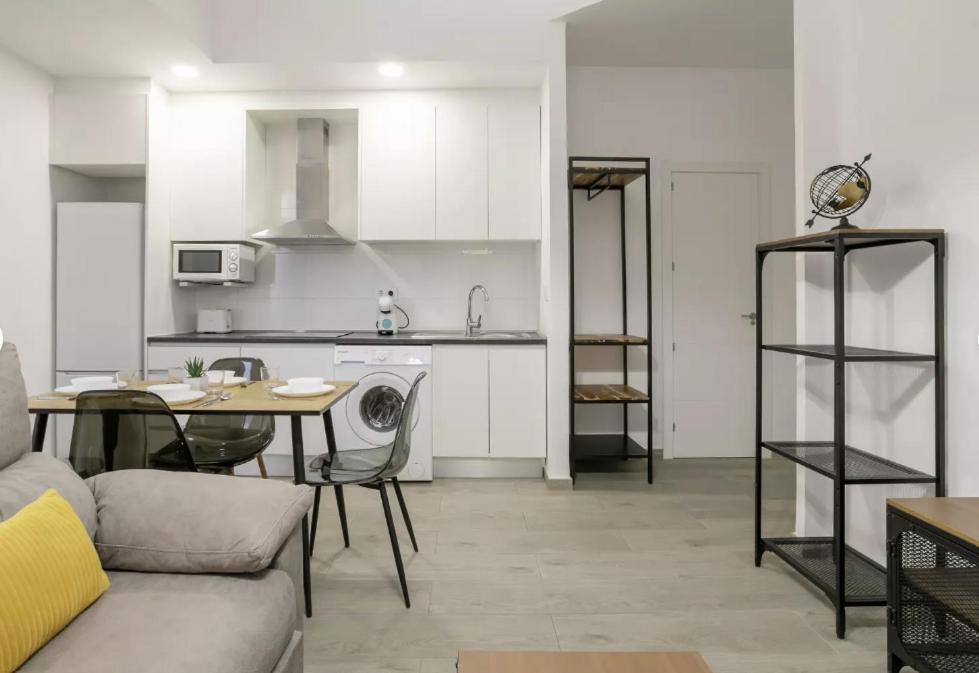 Fantastic Apartment In The Heart Of อาลิกันเต ภายนอก รูปภาพ